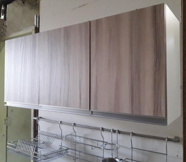 Bajo mesada y aereo madera gris