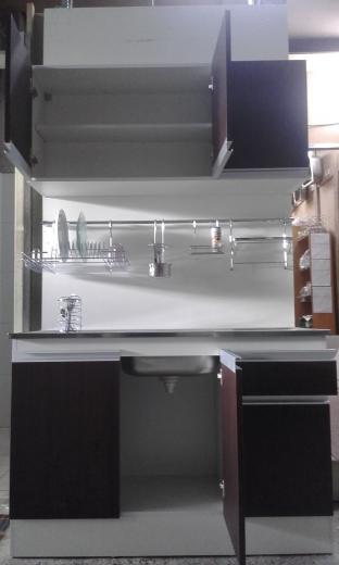 Bajo mesada y aereo madera oscura